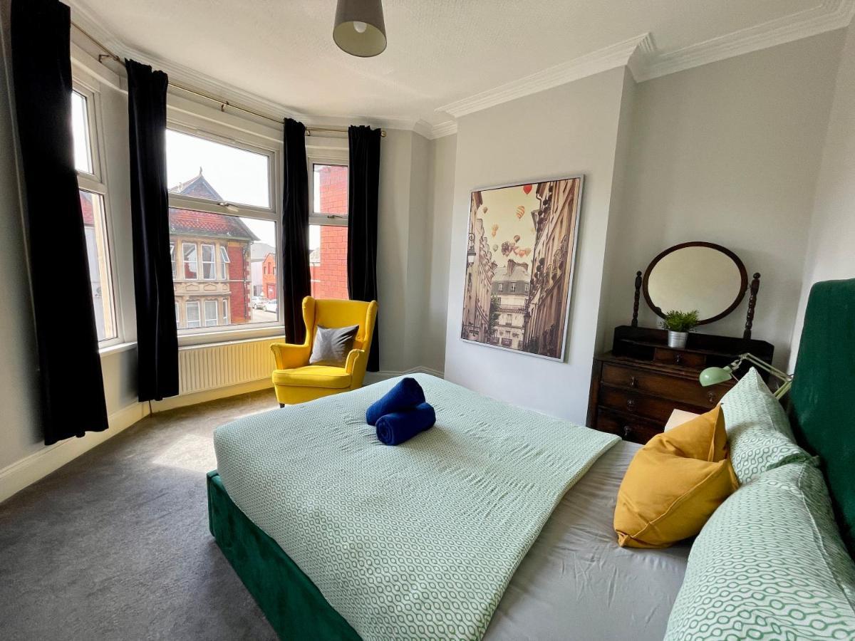 Edwardian City Centre House For Big Groups, Offroad Parking & Hot Tub! Cardiff Extérieur photo